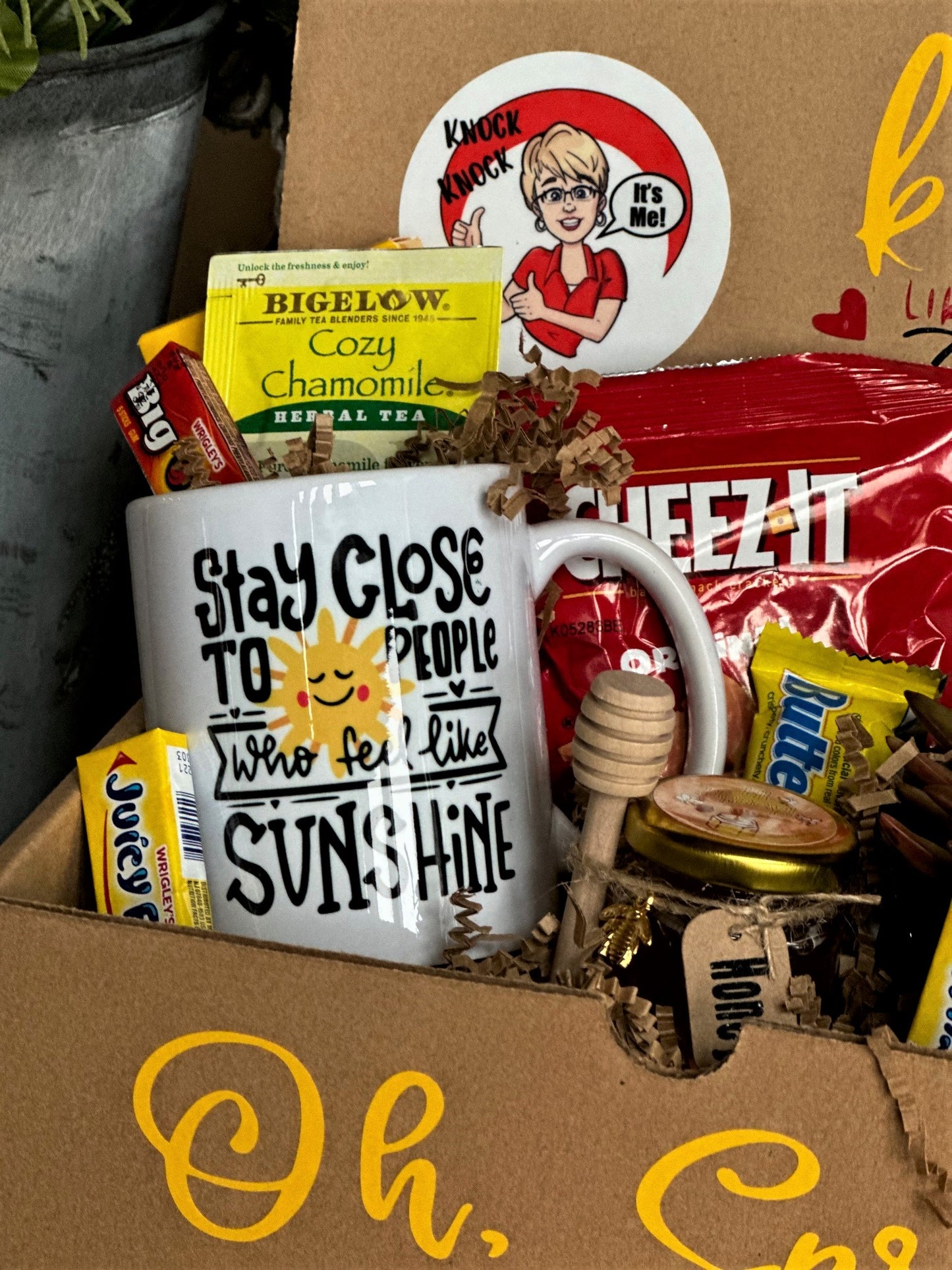 Gift Box- Senior Monthly Program- Oh, Spring- April