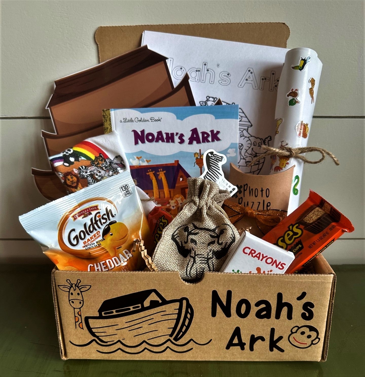 Gift Box-  Bible Story For Children- Noah's Ark
