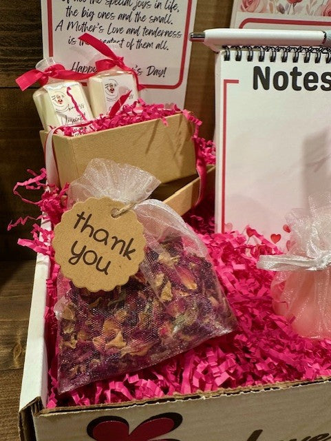 Mother's Day Gift Box- Love You- Rose